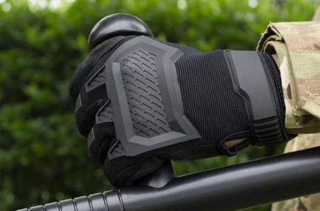 tactical glove.jpg